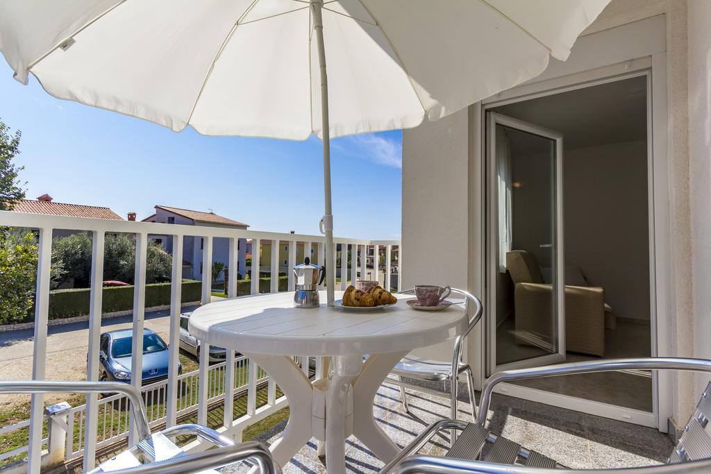 Apartments Alba 法扎纳 外观 照片