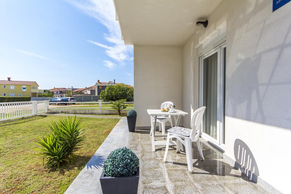 Apartments Alba 法扎纳 外观 照片